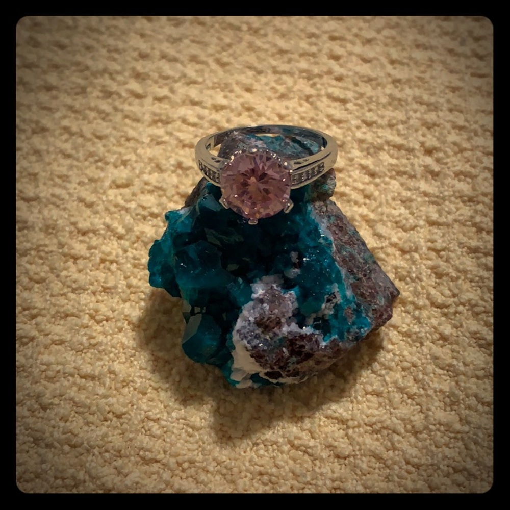 🌟🌟 pink topaz ring 🌟🌟